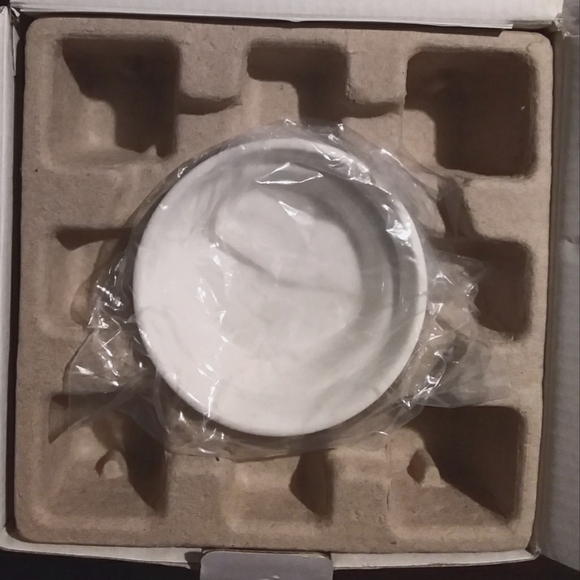 Reimagine Scentsy NIB Butterfly/Floral Pattern *Perfect* - Picture 3 of 9